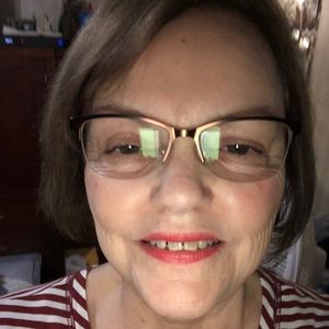 Meet your Posher, Linda